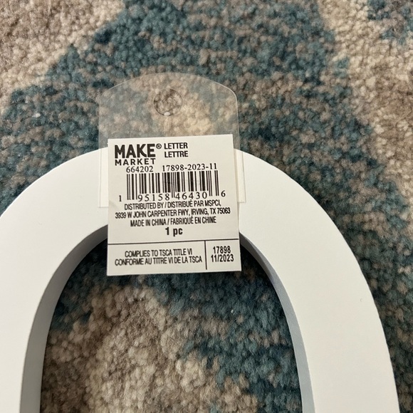 5.6” “Welcome to our wedding” Wooden Letters - Picture 5 of 5